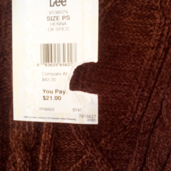 Sweater - Picture 2 of 5